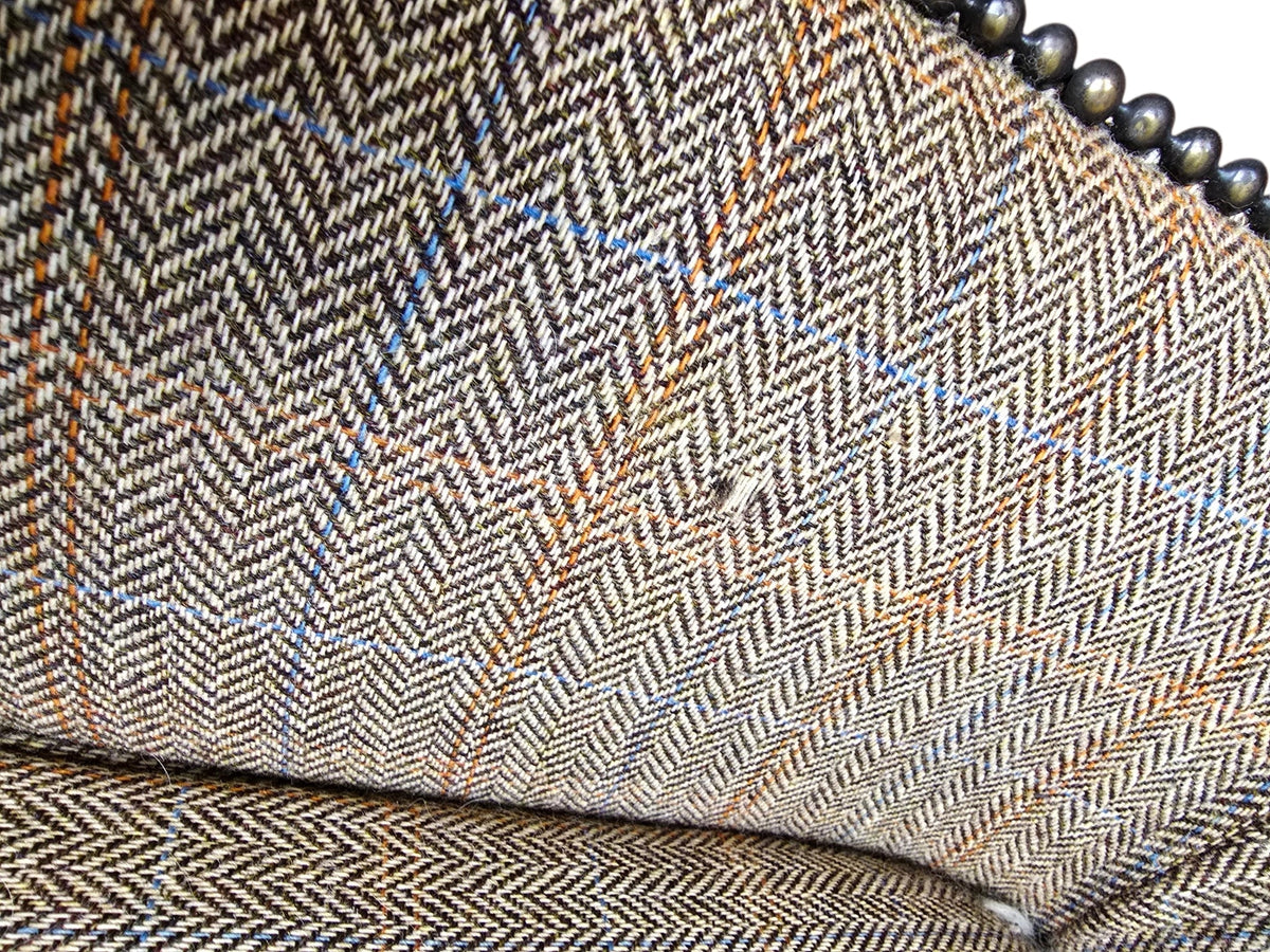 Chesterfield Ellis Snug Harris Tweed & Leather Armchair – Bracken Herringbone - Opulent Seating
