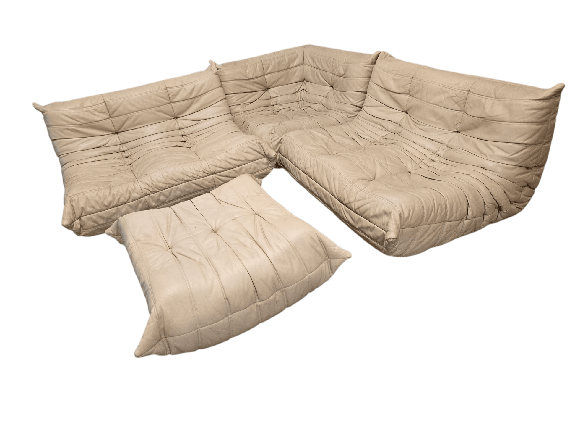 Ligne Roset Togo: Rare 1970s First Edition Four - Piece Set in Original Beige Leather - Opulent Seating